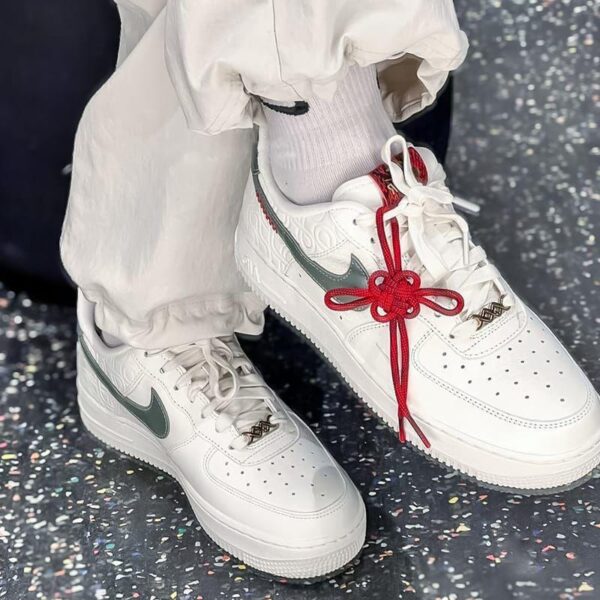 Nike Air Force 1 Low - Image 4