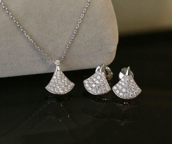 BVLGARI NECKLACE - Image 5