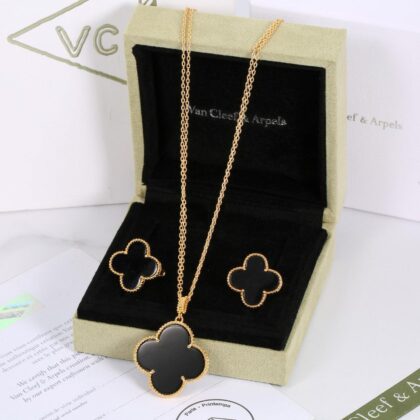 Four Leaf Clover Gold-Plated Jewelry Set