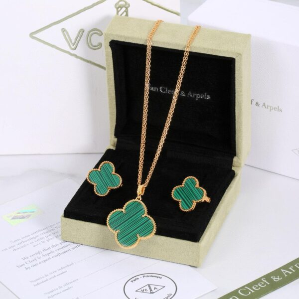 Four Leaf Clover Gold-Plated Jewelry Set - Image 2