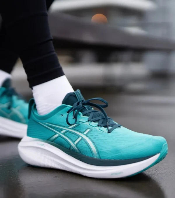 GEL nimbus 27