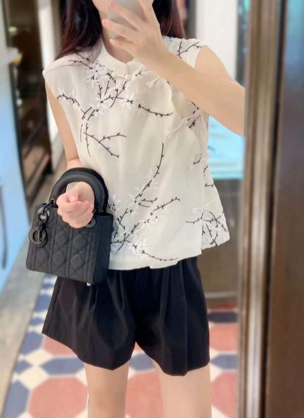 DIOR NEW CAME HIGH QUALITY WITH BOX - Image 4