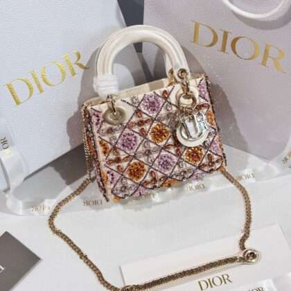 Dior Lady Dior Bag – Elegance in Every Stitch