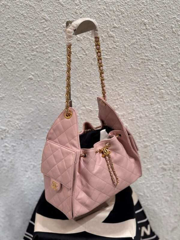 Elegant Pink Quilted Handbag – Designer-Inspired Classic Shoulder Bag with Gold Chain - Image 2