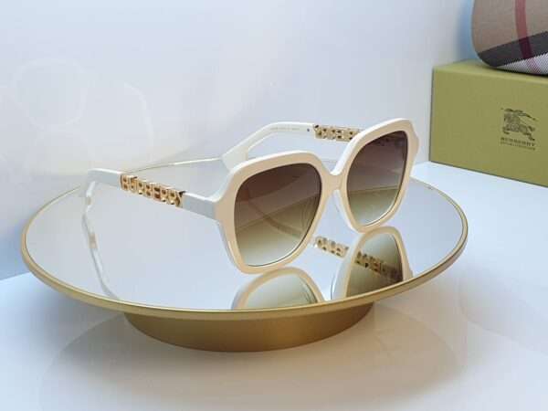 Burberry  Joni Sunglasses – Classic British Elegance with a Modern Edge - Image 2