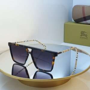 Burberry Tortoiseshell Square Sunglasses with Check Detail Arms