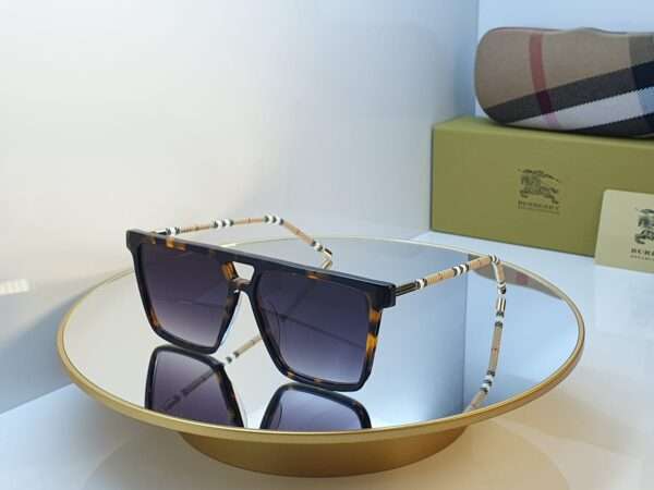 Burberry Tortoiseshell Square Sunglasses with Check Detail Arms
