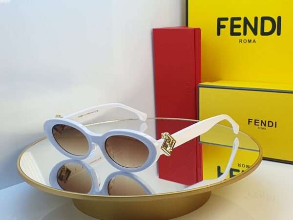 Fendi  Sunscreen Spectacles – Luxury Designer Sunglasses for Men & Women - Image 3