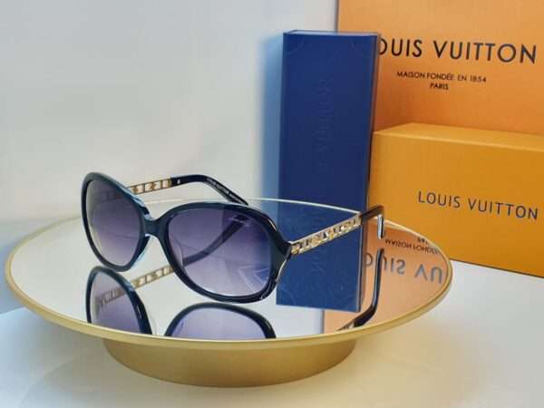 Louis Vuitton Cat-Eye Signature Sunglasses – Elegant Designer Eyewear for Women