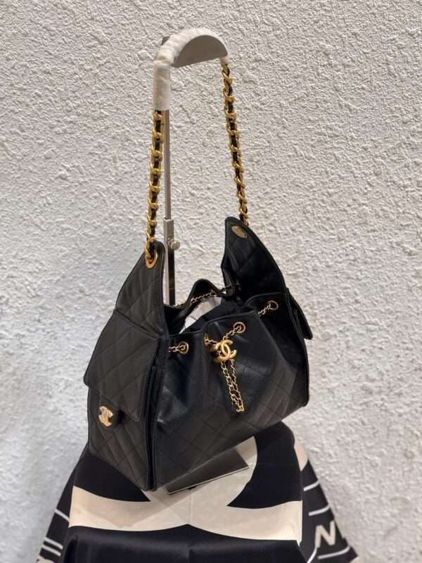 Elegant Pink Quilted Handbag – Designer-Inspired Classic Shoulder Bag with Gold Chain - Image 5