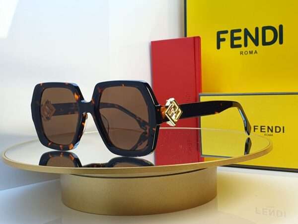 Fendi Designer Sunglasses – Bold Square Luxury Eyewear for Men & Women - Image 4