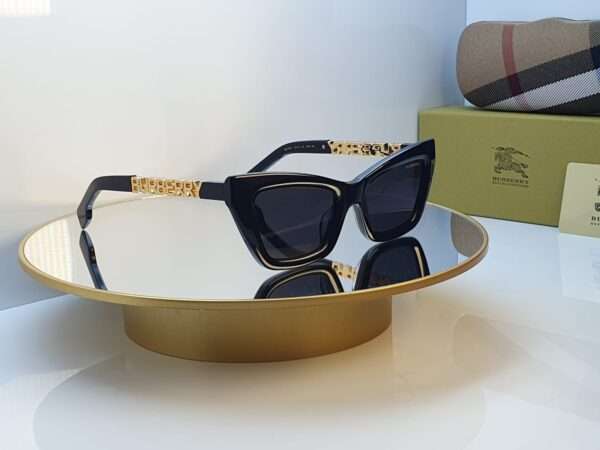 Louis Vuitton Cat-Eye Signature Sunglasses – Elegant Designer Eyewear for Women - Image 4