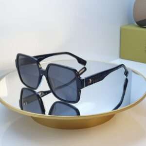 Burberry  Joni Square Sunglasses – Chic Designer Eyewear for Women