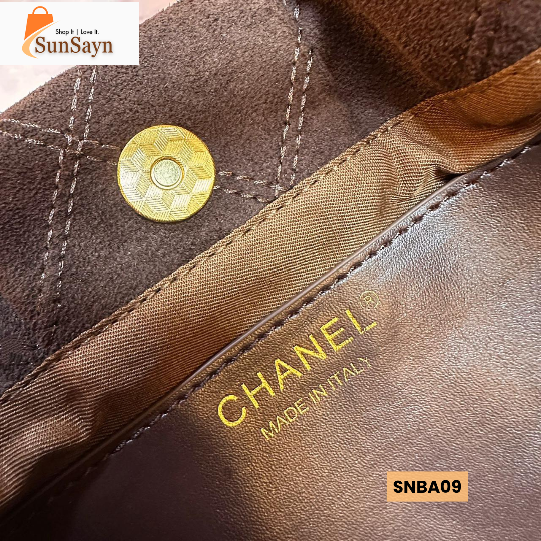 CHANEL ladies bag 45*29*3cm | Luxury ladies bag for Women in Dubai UAE - Image 8