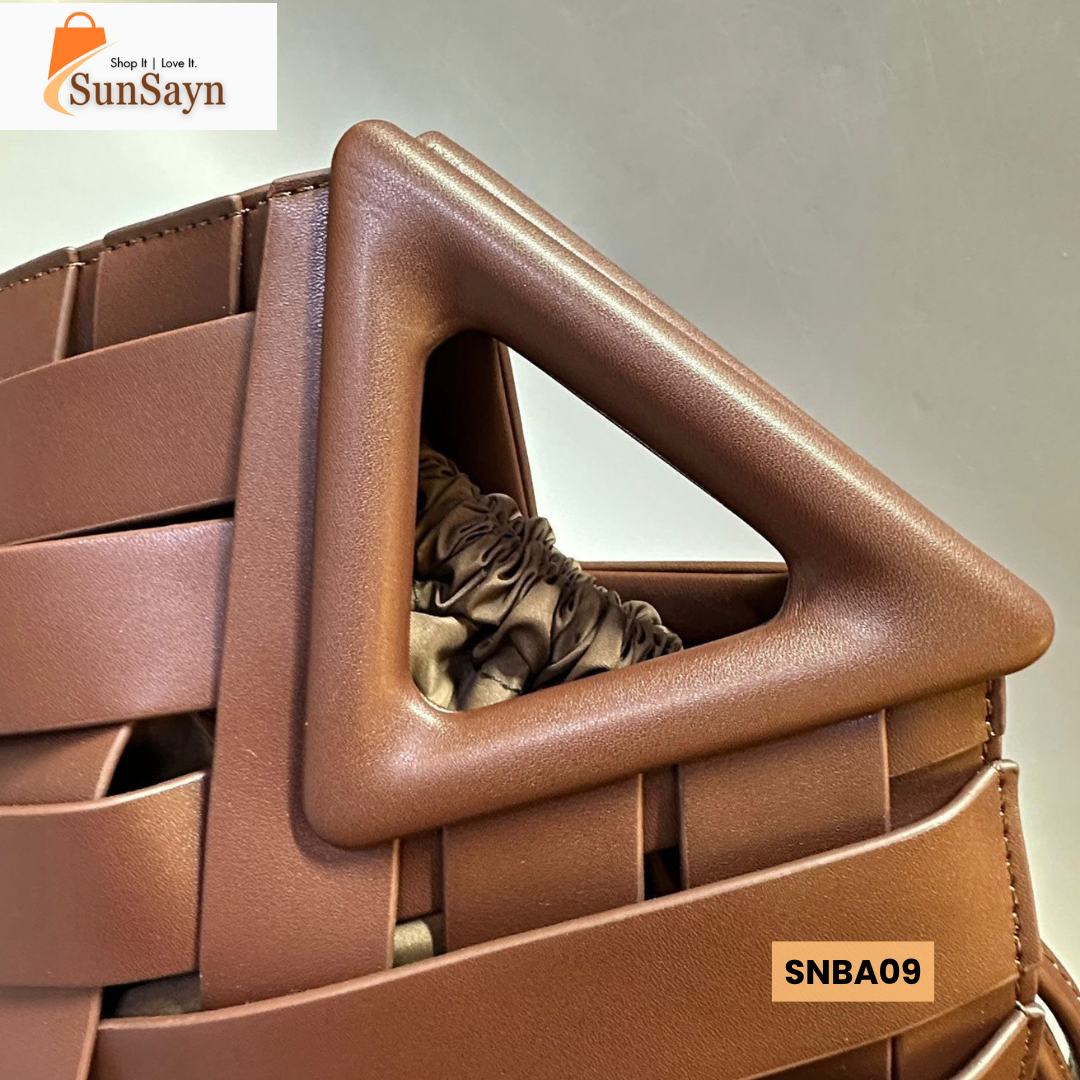 BOTTEGA VENETA ladies bag 25*25*20cm | Luxury ladies bag for Women in Dubai UAE - Image 6